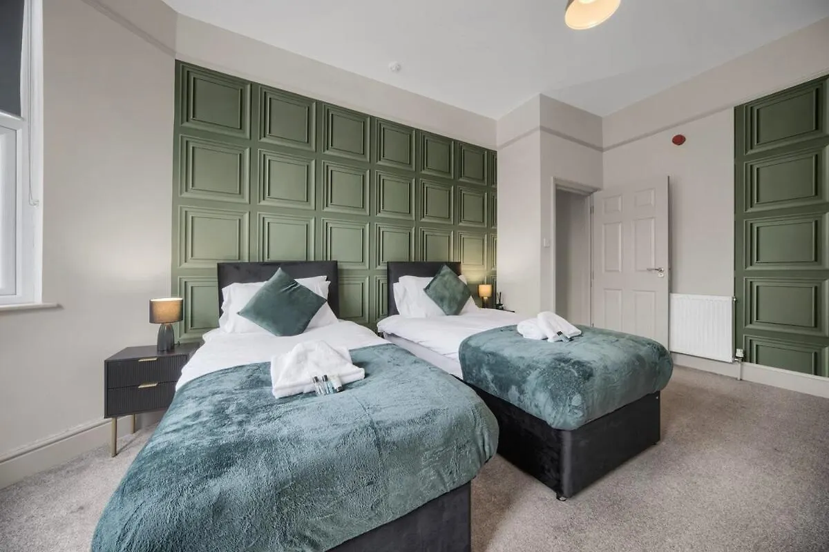 Free Parking Fast Wifi 2 Min To Cardiff City Apartment