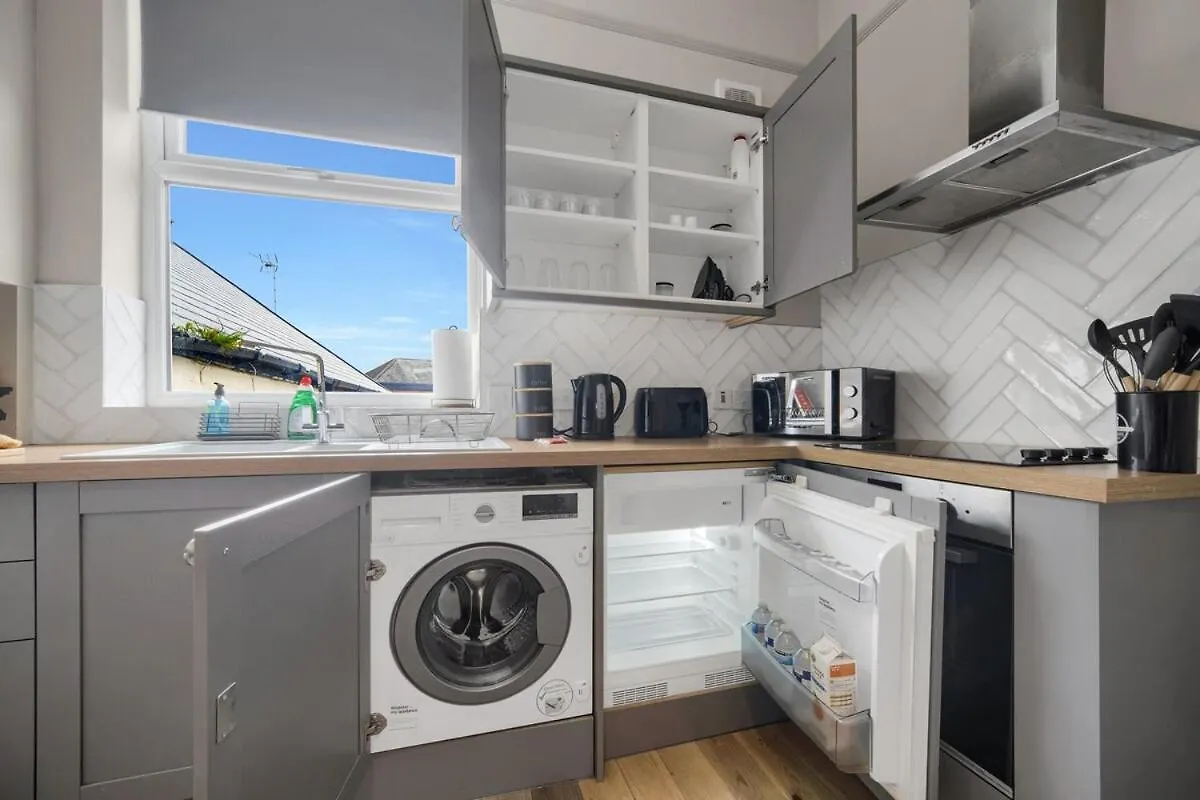 Apartment Free Parking Fast Wifi 2 Min To Cardiff City United Kingdom